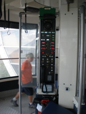 ovládání otáčení kabiny na 2. úseku.JPG