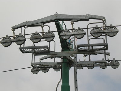 detail nosných  kladek.JPG