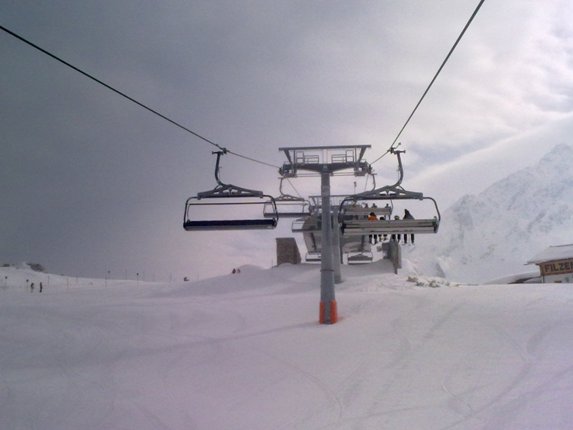 20100309261.jpg