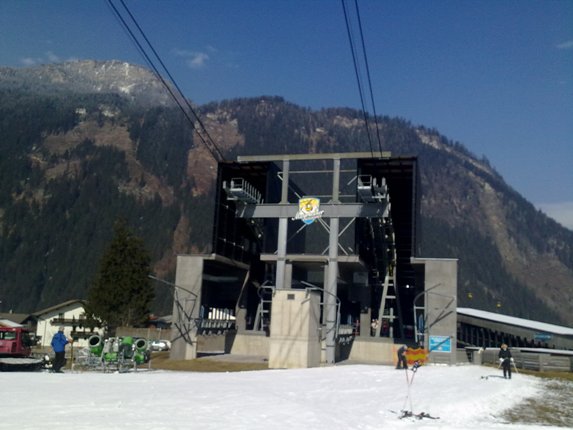 20100310291.jpg